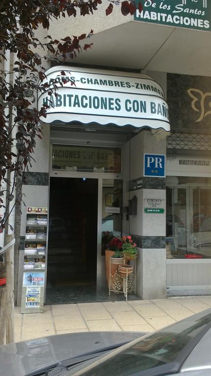 Hostal Ponte Dos Santos Ribadeo Exterior foto